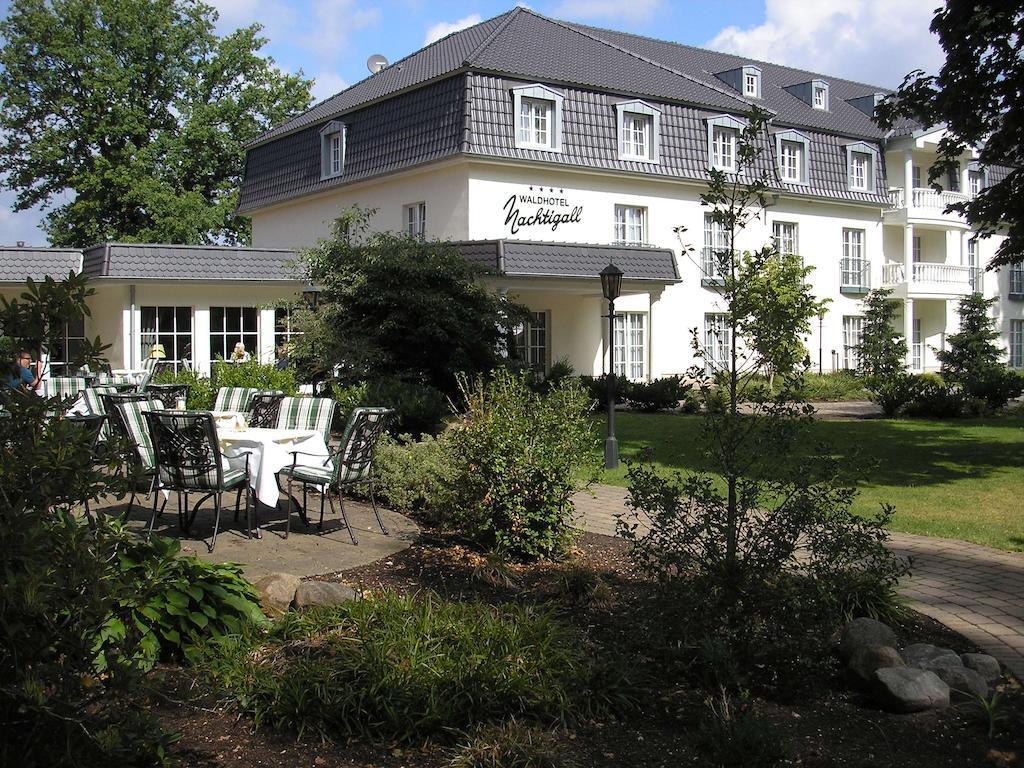Waldhotel Nachtigall Падерборн Екстер'єр фото